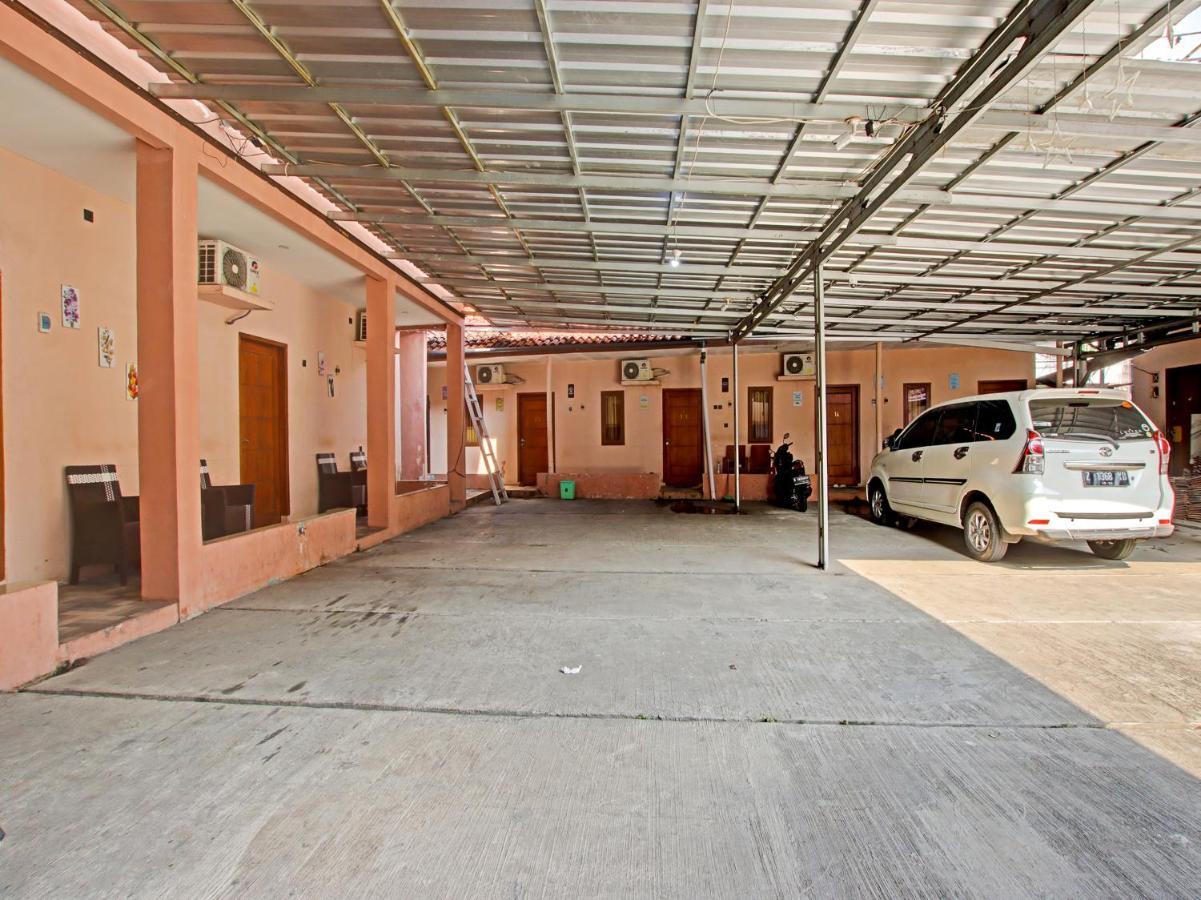 OYO 91490 Hotel Rumah Kita Cirebon Bagian luar foto